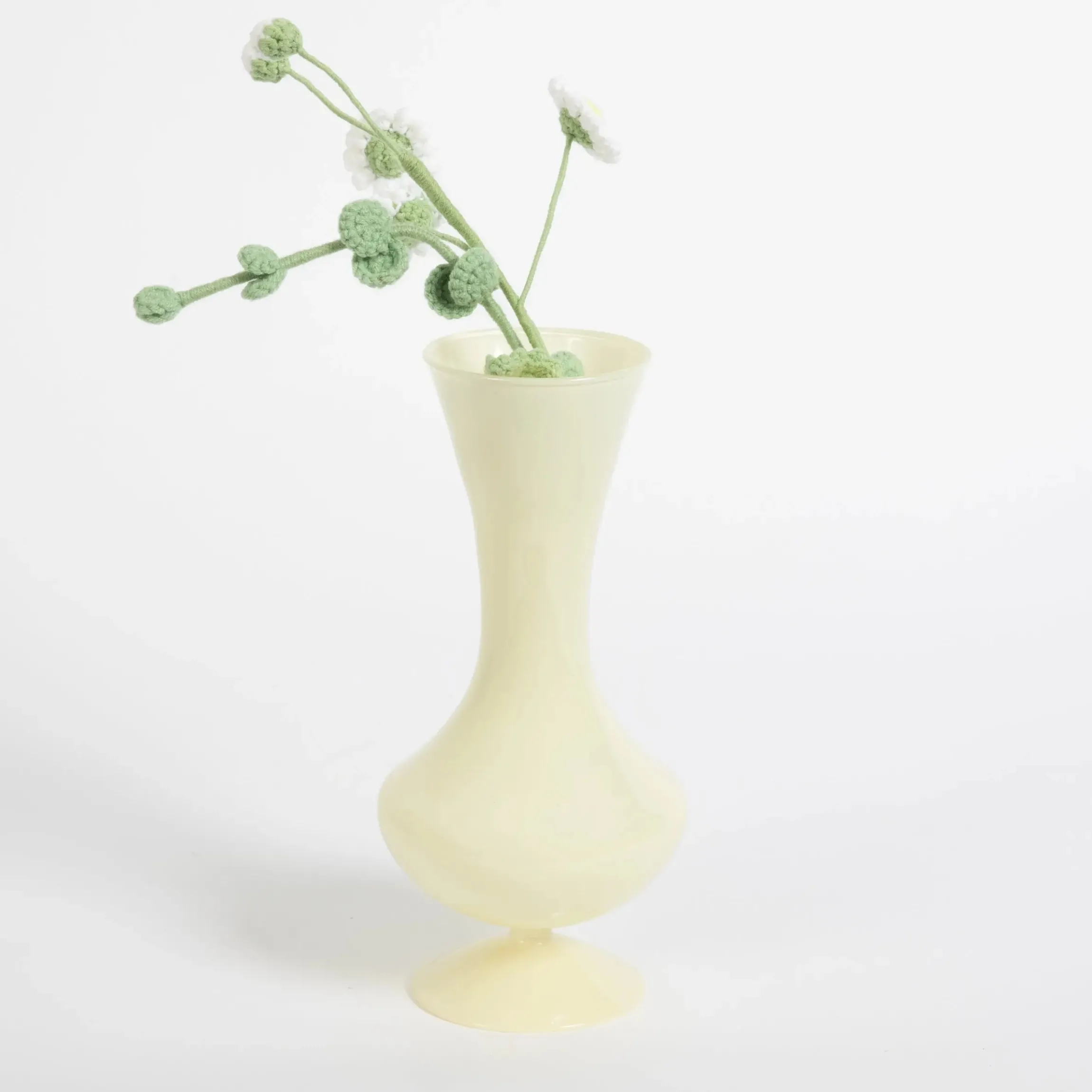 GigiandTom Artemis Milk Glass Vase Ivory| Vases & Planters