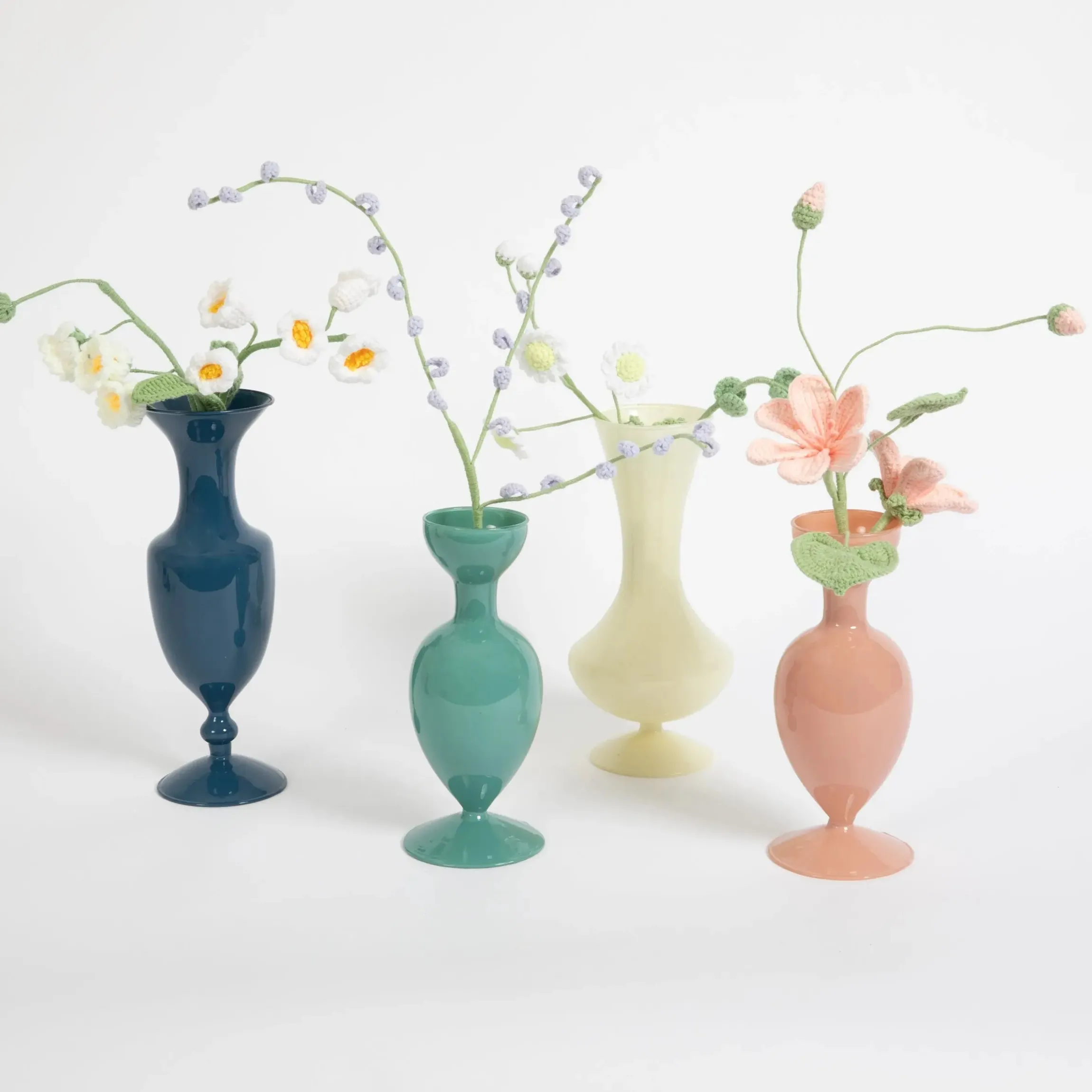 GigiandTom Artemis Milk Glass Vase Ivory| Vases & Planters