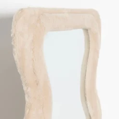 GigiandTom Kinked Wavy Fur Full Length Mirror Champagne| Furniture, Mirrors & Lighting