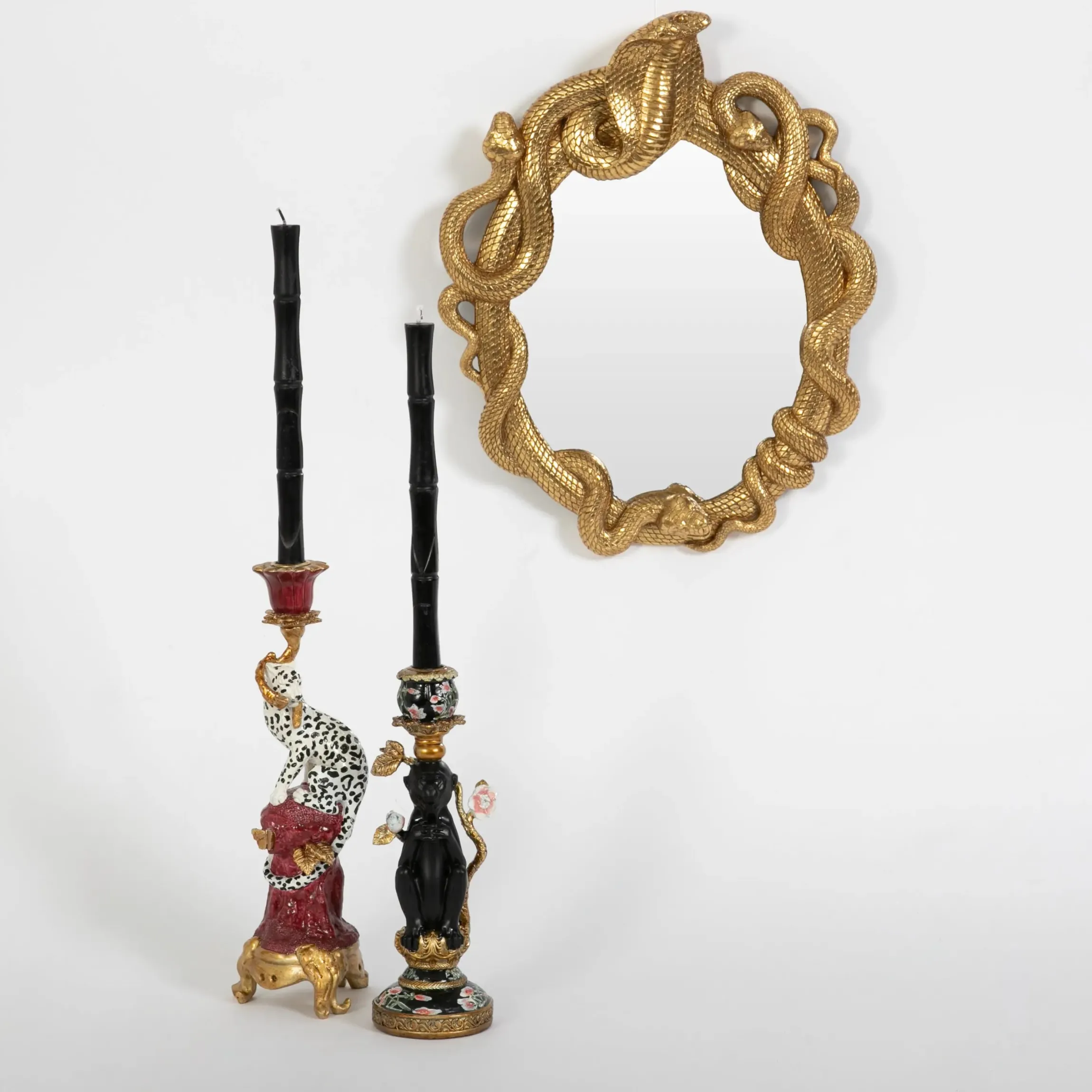 GigiandTom Medusa Oval Resin Wall Mirror| Furniture, Mirrors & Lighting